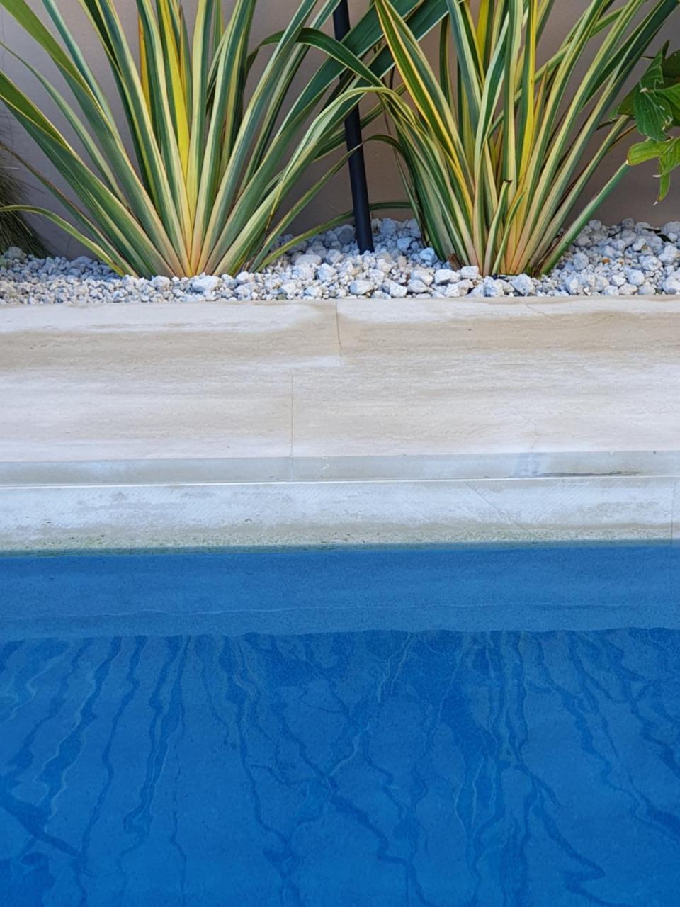 Fos Villa, A Luxe House With Private Heated Pool Galatás Buitenkant foto
